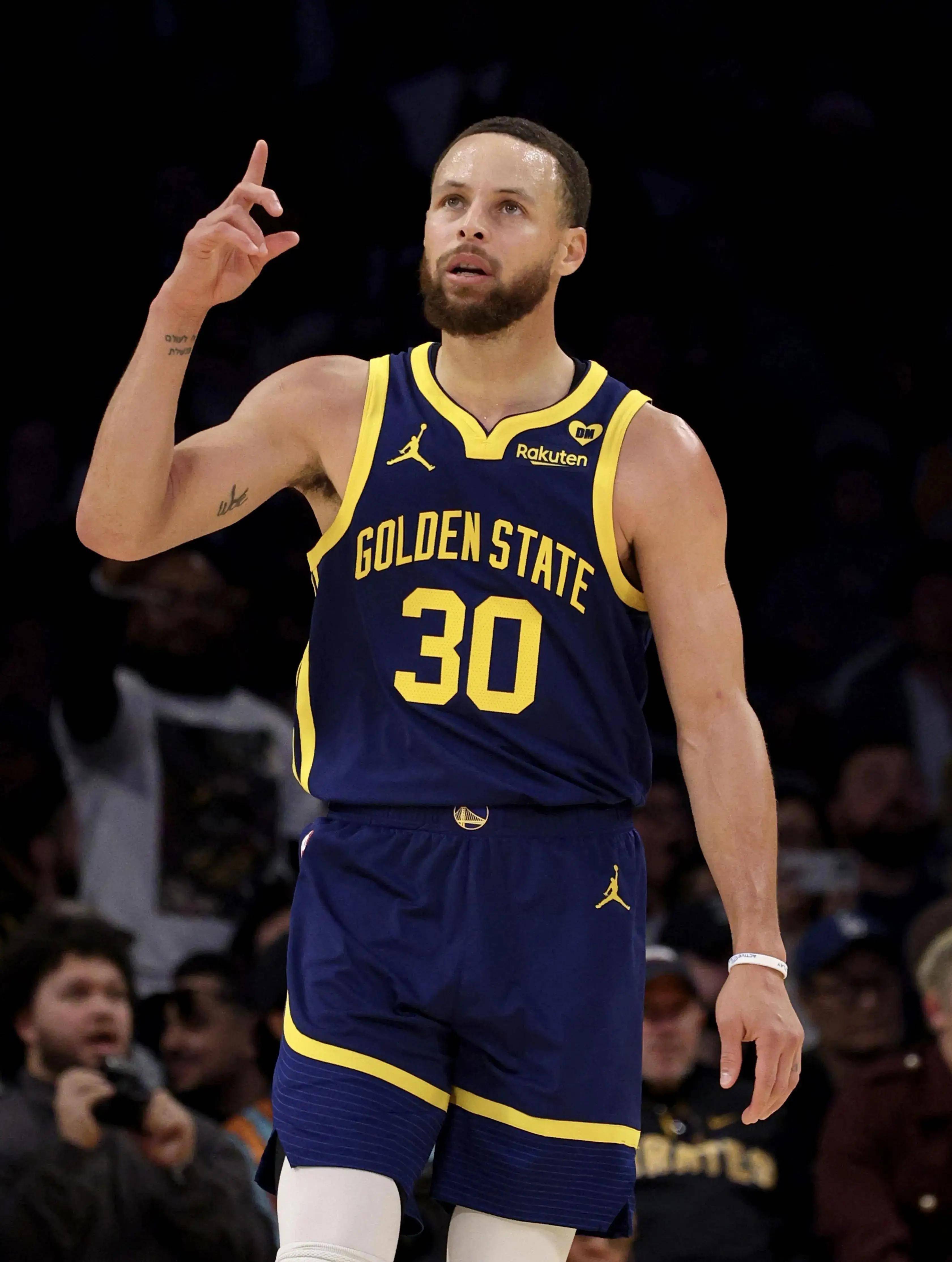 色表现一路 色表现一路