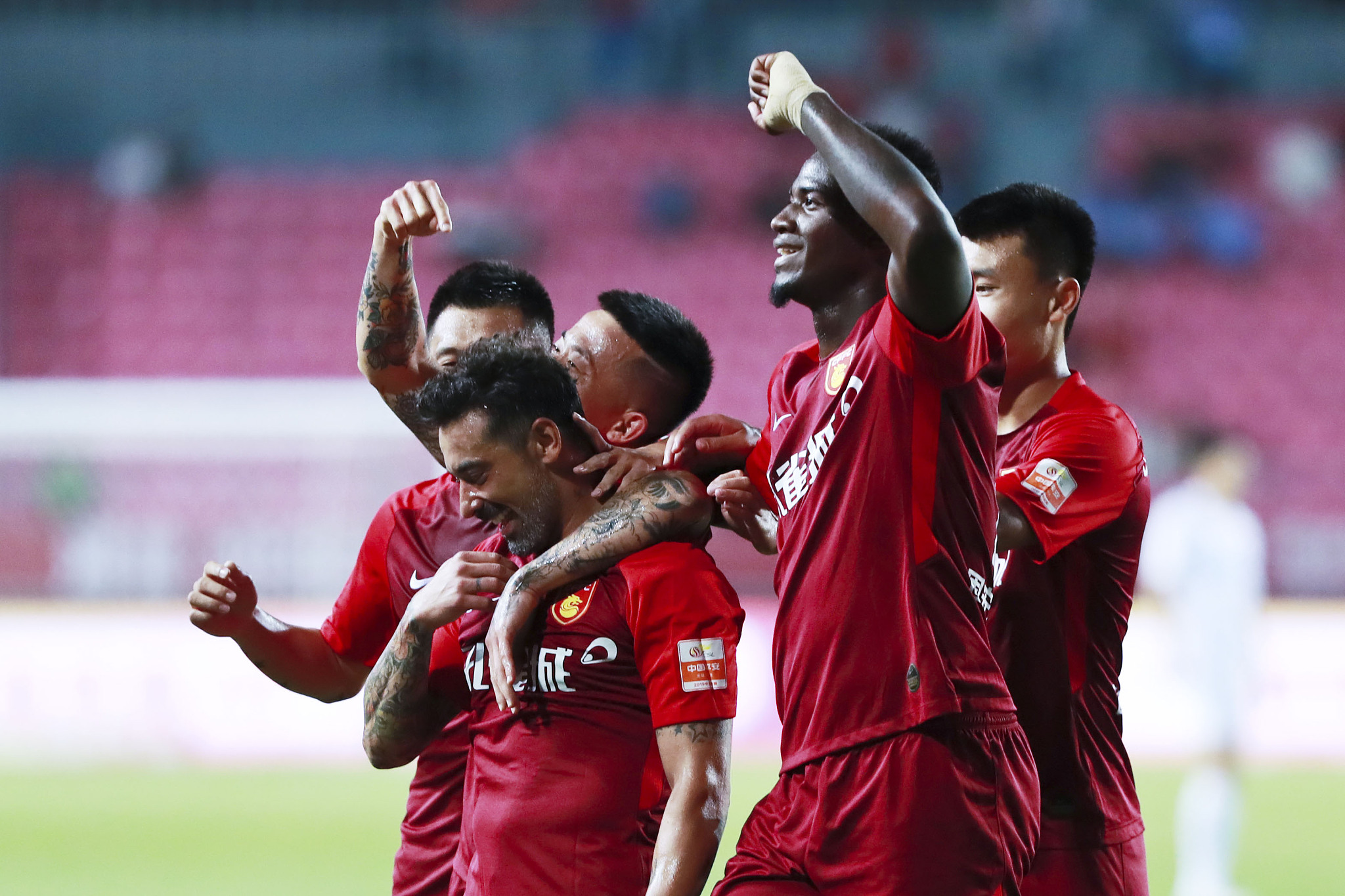 这不仅要求 这不仅要求