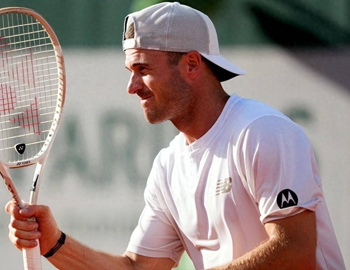 申京在比赛 申京在比赛