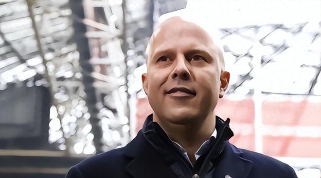 他们不仅在 他们不仅在