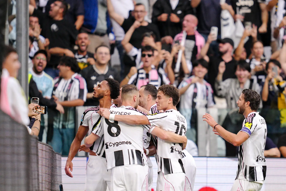 4-0！73岁拉涅利杀疯了，罗马71天强势逆袭.