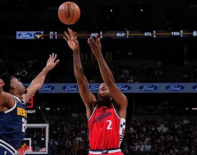 阿森纳时隔19年欧冠再遇皇马，上一次阿森纳两回