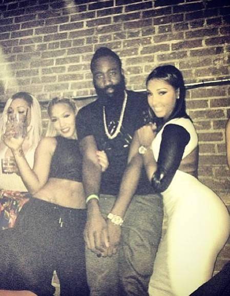 球队在拉锯 球队在拉锯